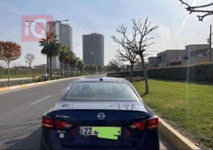 نيسان ألتيما